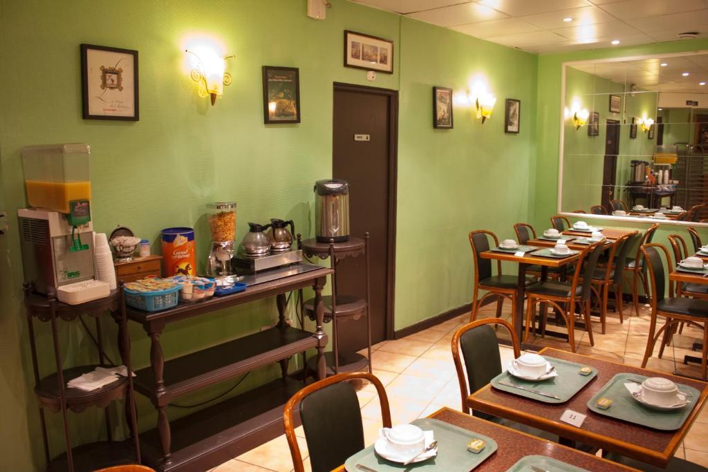 Hotel Cambrai ปารีส ภายนอก รูปภาพ